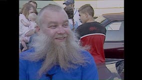 September 11, 2003: Family, friends react to release of Steven Avery after 18 years in prison