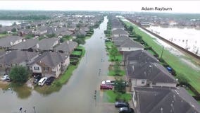 Birds-eye view of flooded Houston captures Harvey's totality