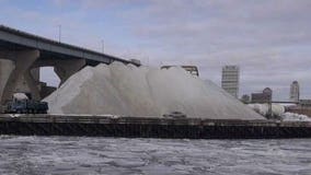 50,000 tons of rock salt arrives at Port of Milwaukee