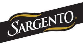 Sargento donates $38K to fight hunger in "Touchdowns for Charity"