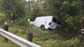 "Worst fears realized:" Van with bodies of 6 missing family members found in Houston bayou