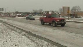 Traffic slow going on Monday as snow falls during rush hour commute