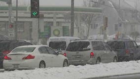 Snow plows, salters staying ahead of the snow in Milwaukee Co.