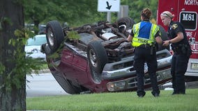 Brown Deer police: No serious injuries in collision that led to rollover