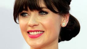 Zooey Deschanel gets an apology for caption mistake