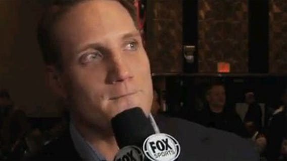 See the softer side of Packers linebacker A.J. Hawk