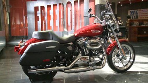 Harley-Davidson announces two new mid-2014 motorcycles