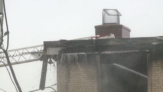 'Unfortunate situation:' Red Cross sets up shelter for 24 displaced by fire at apartment complex