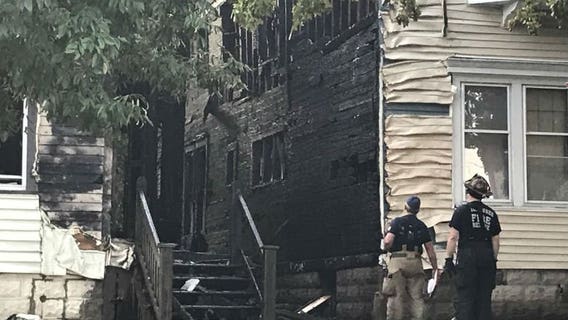 Man doing work on home near 11th and Clarke escapes fire that spread to 2nd, empty home