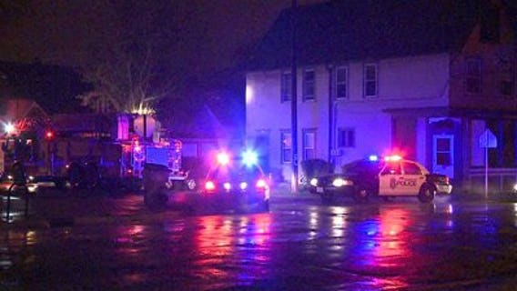 Fire damages duplex near Fratney and Burleigh