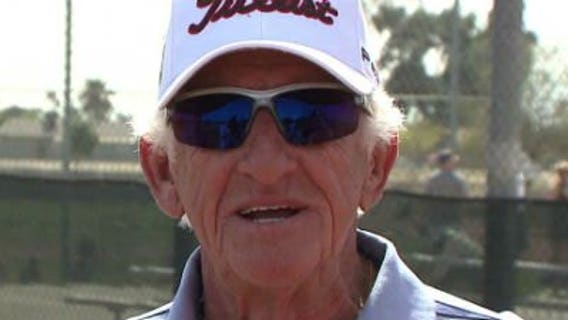 Celebrating "Mr. Baseball": Uecker to get a statue in "last row" at Miller Park