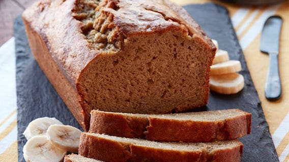 It seems everyone is making banana bread during the quarantine, here's how to do it in a blender