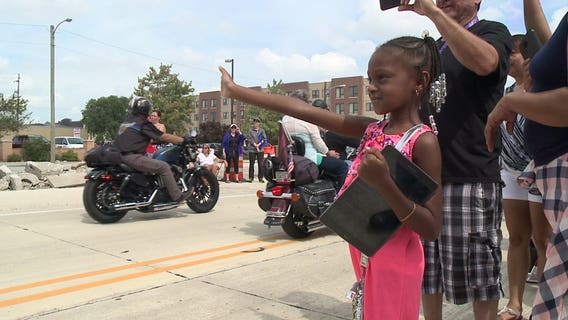 H-D parade spectators look on in awe: 'I don't know anything else that brings this many people together'