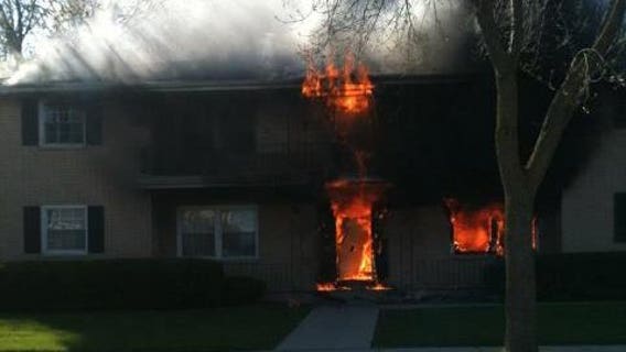 Firefighters douse apartment fire at 87th & Fond du Lac