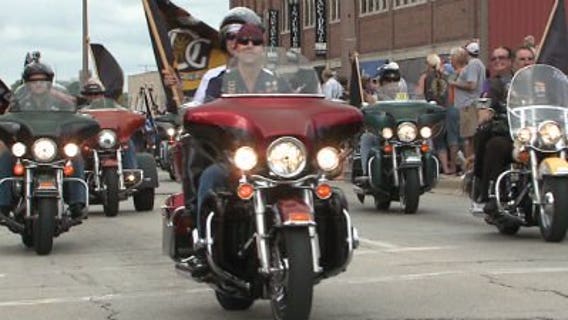 Which Harley-Davidson features make riders look twice?