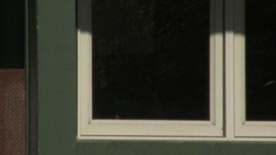 Sheriff's officials investigating home burglaries in Ottawa, Eagle