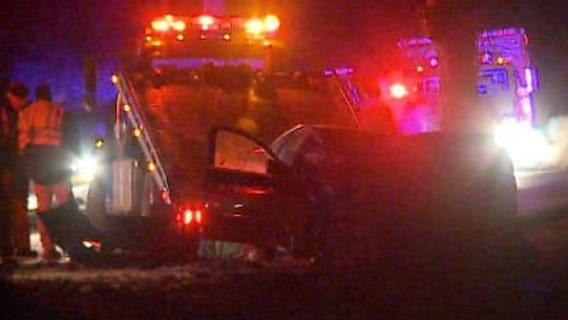 One dead following single-vehicle crash in Waukesha County