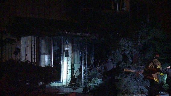 Milwaukee firefighters respond to duplex fire near 77th and Thurston