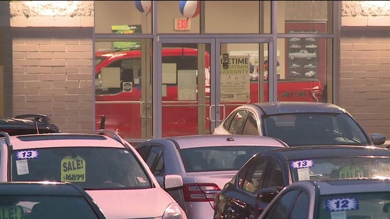 Homicide suspect from Illinois arrested in Mukwonago after pursuit that ended at car dealership