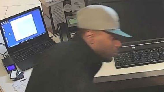 Brookfield police look to identify Best Western armed robbery suspect
