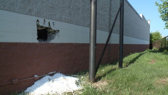 'Dude using a sledgehammer:' Burglar smashes through wall into Best Buy store in Greenfield