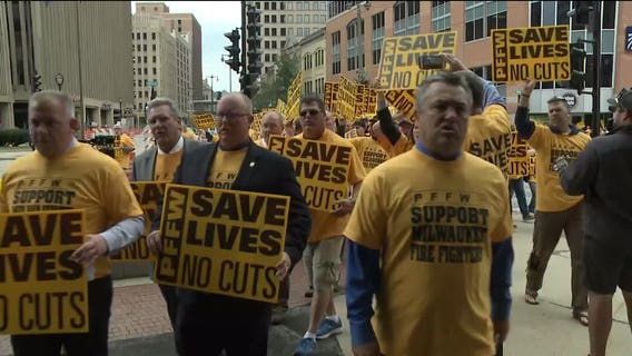 Firefighters, aldermen disapprove of budget plan: "Milwaukee is in one hell of a mess"