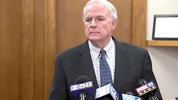 Officials accused of failing to notify families of elevated lead levels in kids; mayor is "angry, disappointed"