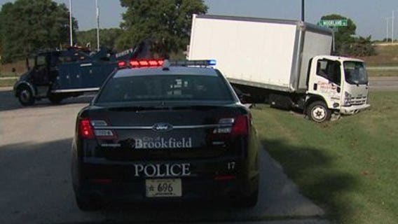 Man arrested after police pursuit in Waukesha County