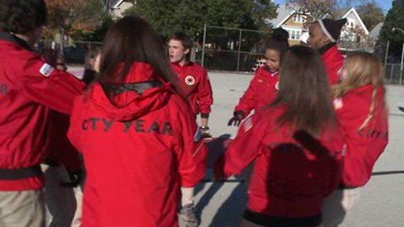 "City Year" seeks to change Milwaukee's graduation rate