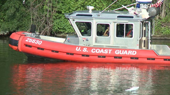 Search of Milwaukee River for man who reportedly jumped from tour boat now a recovery mission