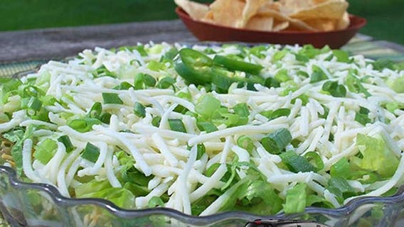 It’s football season! Recipes that are sure to be a hit for your weekend Packers party