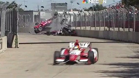 Indy winner Dario Franchitti, 13 others hurt in race wreck