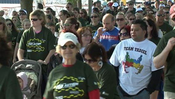 Over 2,000 take to Summerfest grounds for Dylan's Run/Walk for autism
