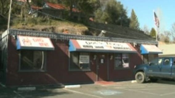 Senior citizens busted for making love in restaurant parking lot