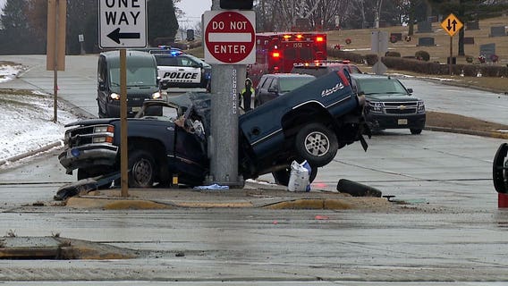 1 dead, 1 seriously hurt in single-vehicle crash in Waukesha, icy roads believed factor
