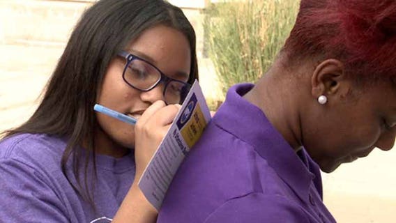 'It's going to be contagious:' MPS students are signing an attendance pledge