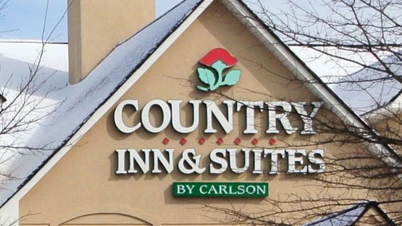Kenosha PD investigate Thanksgiving shooting at Country Inn & Suites