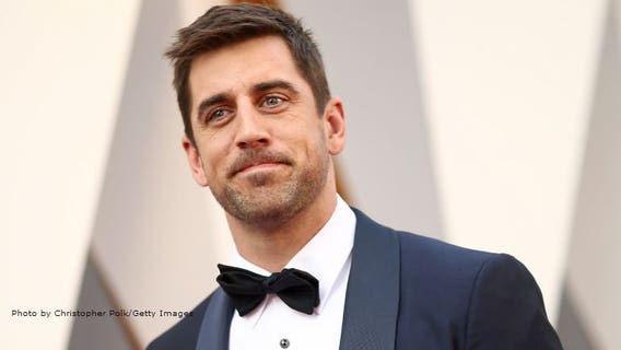 Off the market again? Fox News reports Packers QB Aaron Rodgers spotted on date in NYC 💚