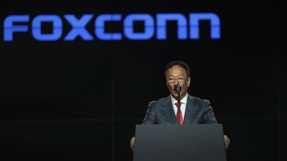 Foxconn chair Terry Gou announces he won't accept VP slot, moves closer to run for Taiwan president