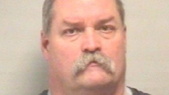 Kenosha man charged: Donald Jervis admits to looking at, collecting, sending child porn