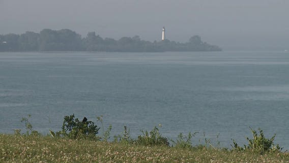 Dive team responds to Lake Michigan for kayaker, but jet skier was able to help