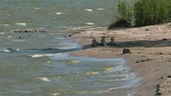 Lake Michigan sets record for lowest monthly water level