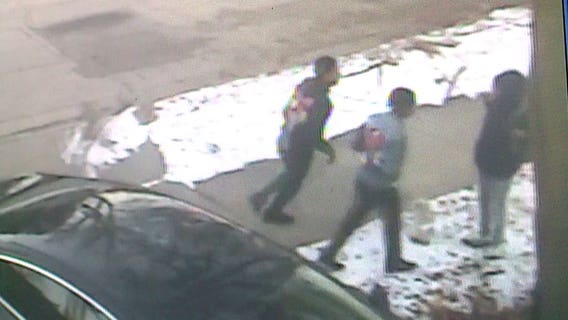 Caught on cam: Milwaukee teen robbed at gunpoint while walking to bus stop