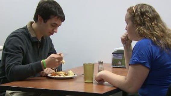 Students served Thanksgiving meal on Marquette University campus