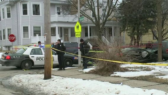 Milwaukee police investigate homicide on Milwaukee's north side