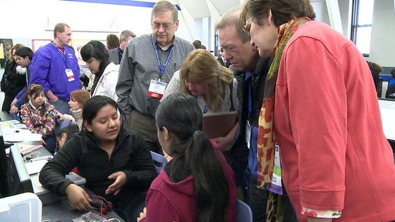 Students teach during "Project Lead the Way" tour