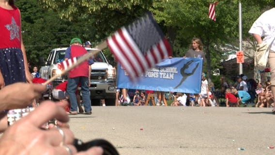 "It's just been awesome:" Hundreds celebrate Independence Day in Oak Creek