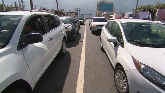 With traffic lights out, Puerto Ricans cope with road snarls