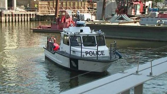 Bystanders jump into Milwaukee River to rescue person who jumped