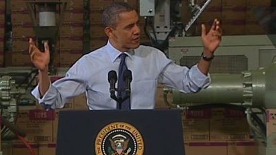 Obama warns of "Scrooge" Christmas without tax-cut extension